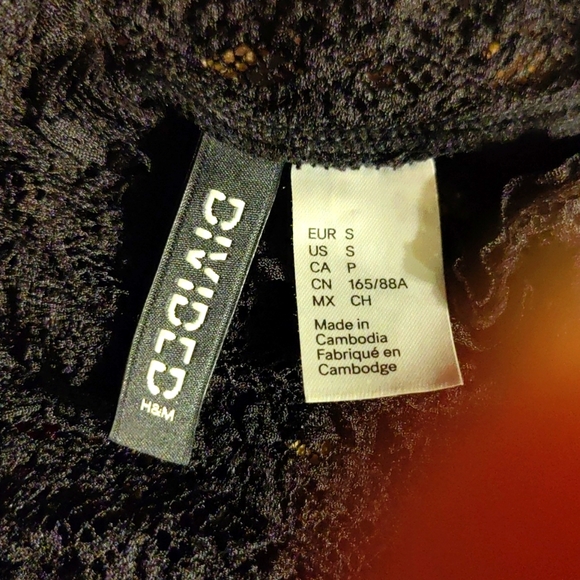 H&M Lace cropped top - Picture 3 of 4